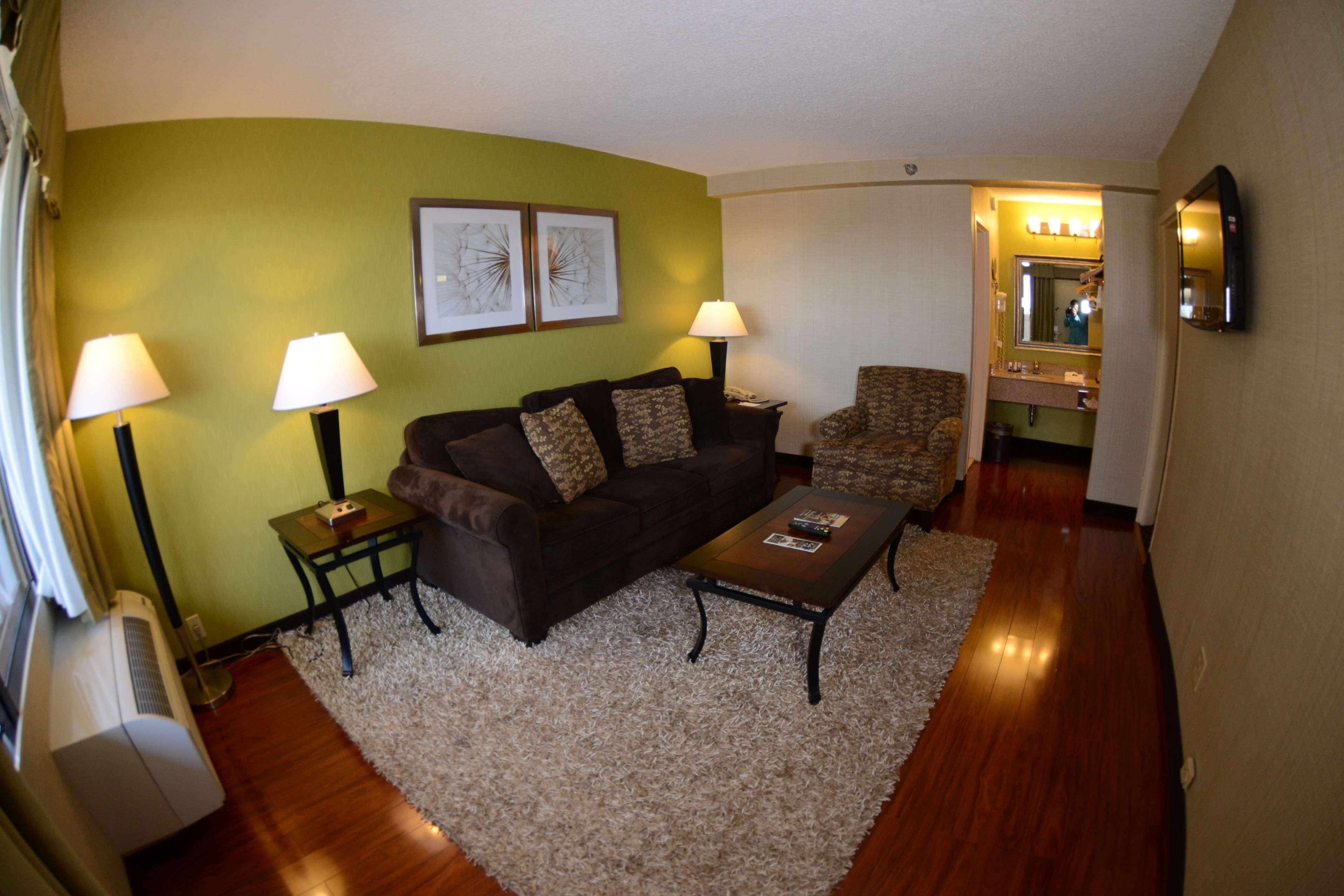 Best Western Mill River Manor Rockville Centre Exterior photo