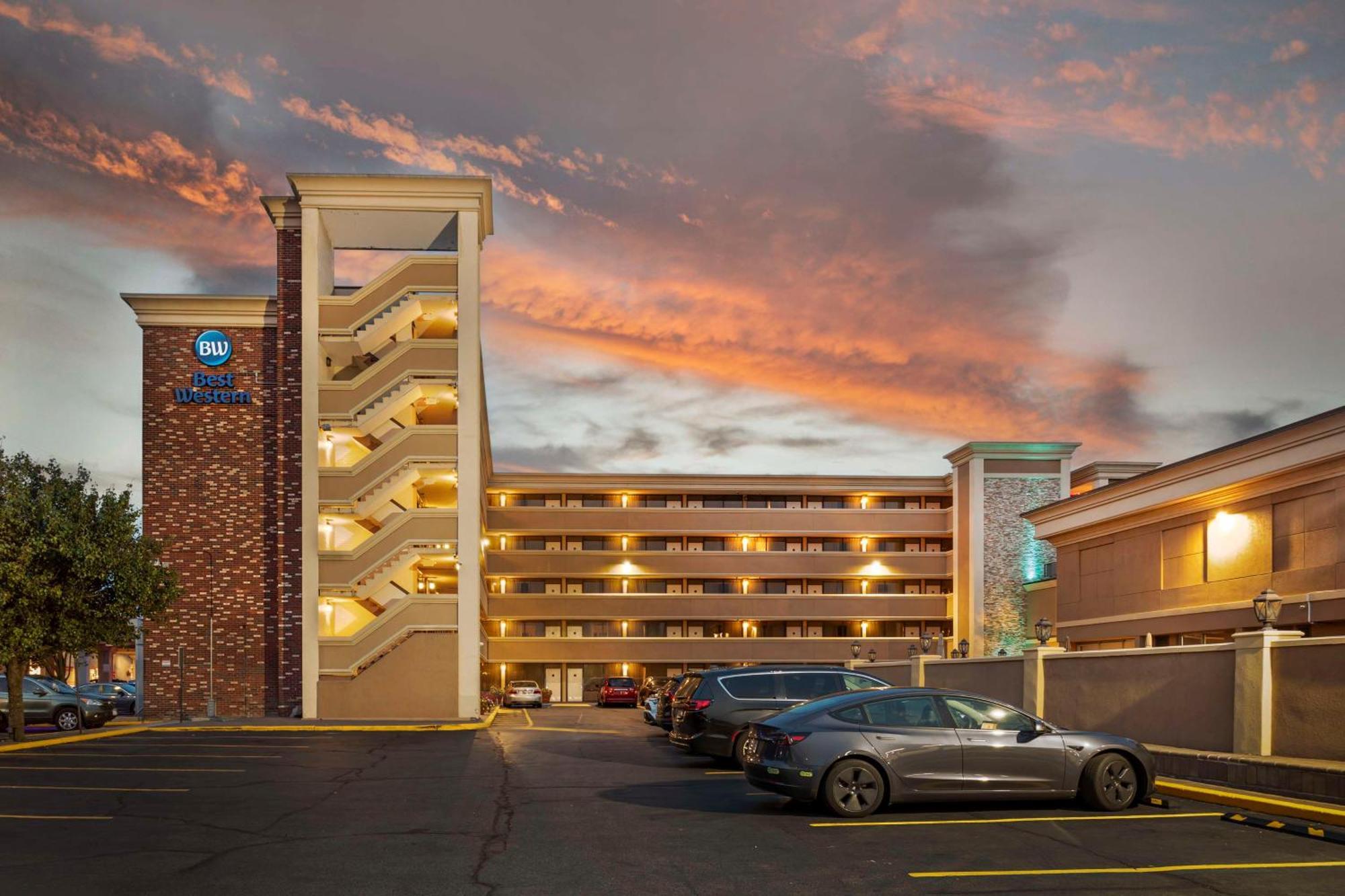 Best Western Mill River Manor Rockville Centre Exterior photo